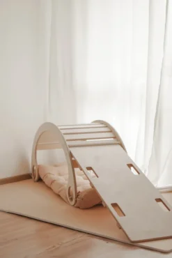 XXL Kletterbogen Mit Rutsche Und Kletterbrett - Indoor Bogenwippe Klettergerüst Für Kinder I Handgemachtes Kletterdreieck Und Montessori Schaukel I Wippe 100x40x50 -Bestintex Geschaft 152447c0cef0fe91681331bb1d455f1d