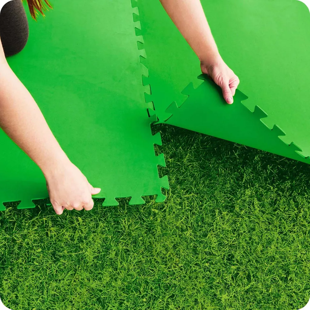 Bestway® Flowclear™ Flowclear™ Pool-Bodenschutzfliesen Set, 9 Stück á 78 X 78 Cm, Grün 19 Bestway® Flowclear™ Flowclear™ Pool-Bodenschutzfliesen Set, 9 Stück á 78 X 78 Cm, Grün – Bild 17