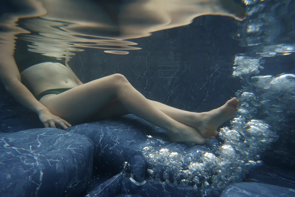 Bestway® LAY-Z-SPA® WLAN-Whirlpool San Francisco HydroJet Pro™ Ø 230 X 230 X 71 Cm, Eckig 20 Bestway® LAY-Z-SPA® WLAN-Whirlpool San Francisco HydroJet Pro™ Ø 230 X 230 X 71 Cm, Eckig – Bild 18