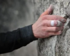 KletterRetter 15mm X 10m Fingertape Für Kletterer Und Boulderer -Bestintex Geschaft 7548fa1a1c1a2c0f4ff611f26b075ea6