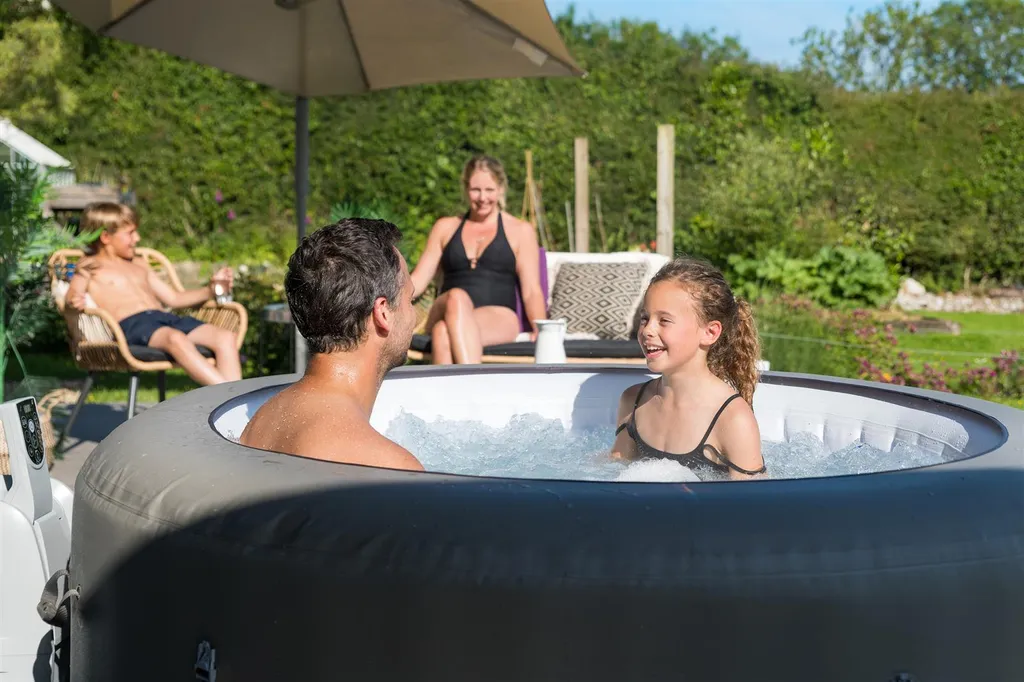 Bestway® LAY-Z-SPA® WLAN-Whirlpool Barbados AirJet 180 X 66 Cm 12 Bestway® LAY-Z-SPA® WLAN-Whirlpool Barbados AirJet 180 X 66 Cm – Bild 10