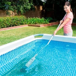 INTEX Pool-Sauger Mit 239cm Alu-Stange, Mit Ni-MH Batterien, Incl. USB Adaptor -Bestintex Geschaft e3cf093b714eec9299ea00c89d48b757