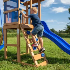 Backyard Discovery Spielturm Aurora Aus Holz | XXL Spielhaus Für Kinder Mit Rutsche, Schaukeln Und Kletterleiter | Stelzenhaus Für Den Garten 17 Backyard Discovery Spielturm Aurora Aus Holz | XXL Spielhaus Für Kinder Mit Rutsche, Schaukeln Und Kletterleiter | Stelzenhaus Für Den Garten -Bestintex Geschaft effbade16489531dc14958f1bc711dff